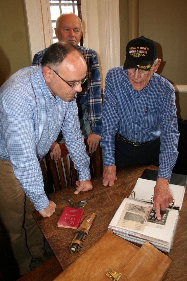 Vet visits New York State Military Museum