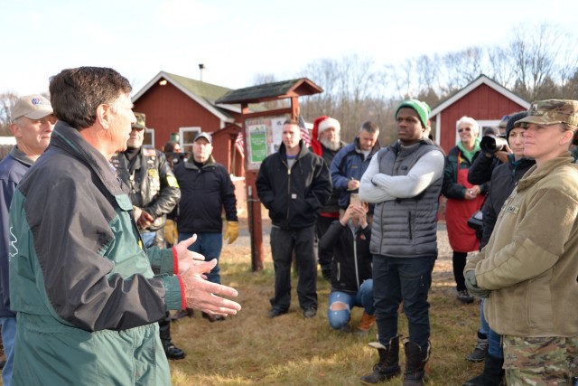 New York National Guard Soldiers help deliver Trees for Troops