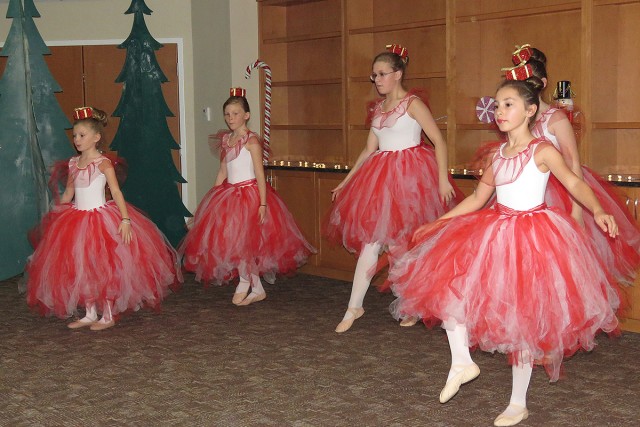 Candy Cane Court