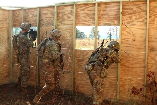 1st SFAB develops combat readiness with first-ever Live Fire Training