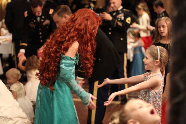Merida greets Ranger daughters