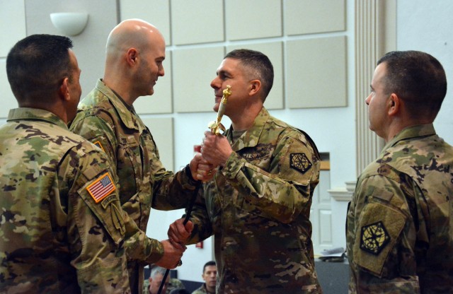 704th Military Intelligence Brigade hosts a change of responsibility ceremony