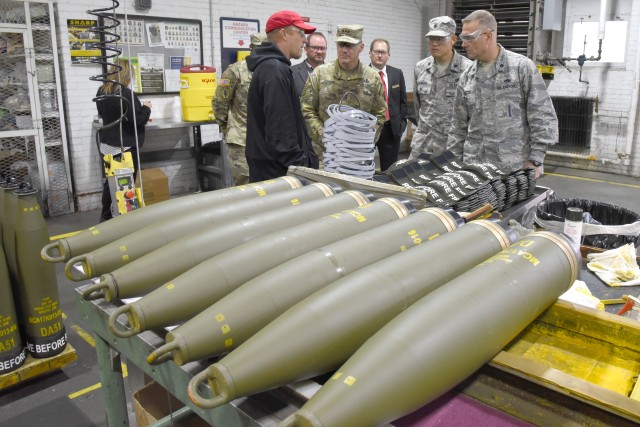 LTG Lyons Visit 02