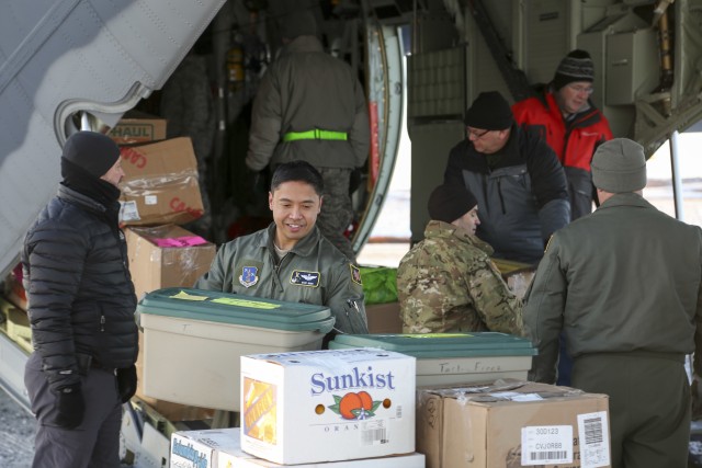 Alaska National Guard brings holiday cheer to children in St. Michael