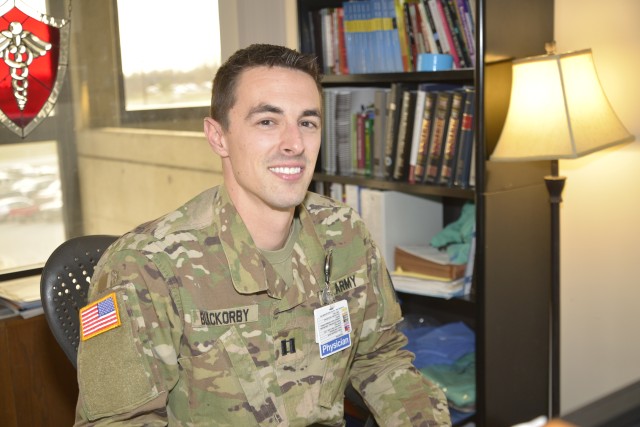 2017 Army Junior Ophthalmologist of the Year