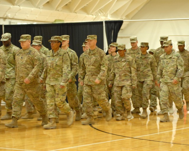 1st TSC Soldiers Redeploy in Time for Christmas