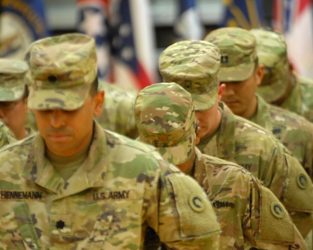 1st TSC Soldiers Redeploy in Time for Christmas