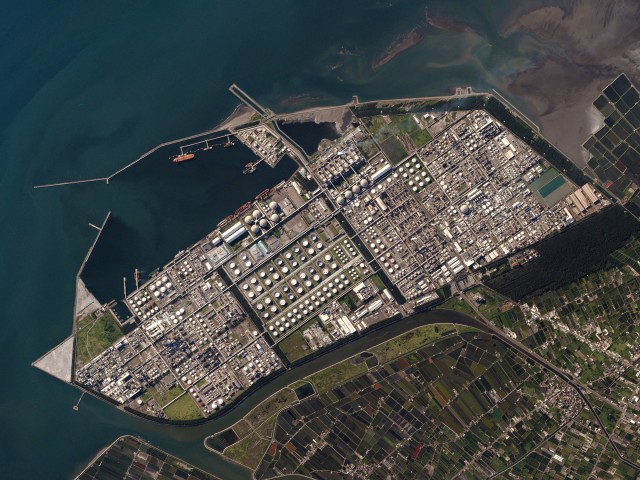 IMAGES AS DATA