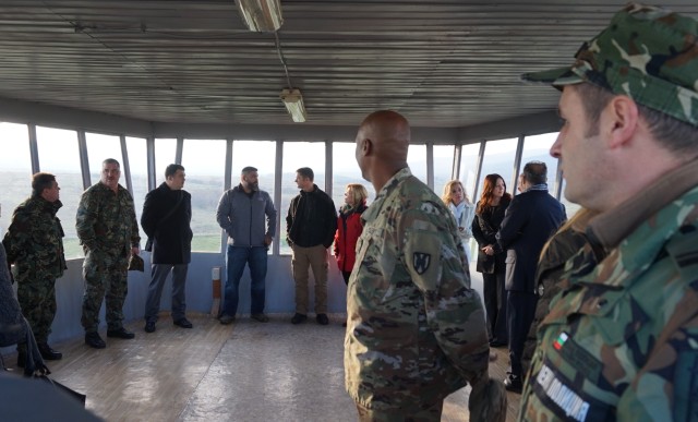 NSTA hosts U.S., Bulgarian military and civilian leadership