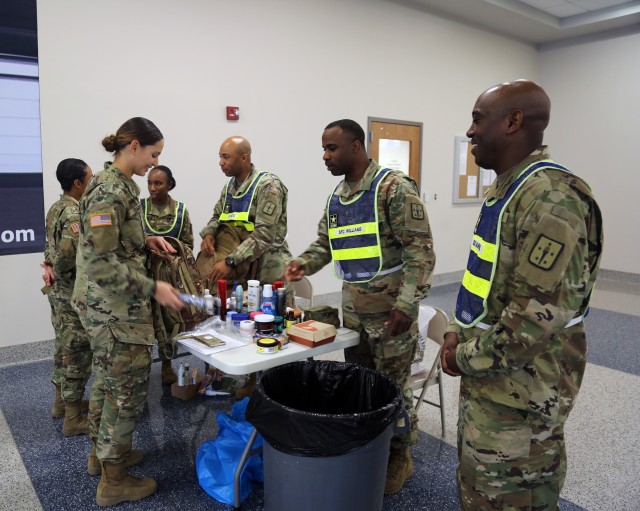 CASCOM AIT Soldiers head home for the holidays