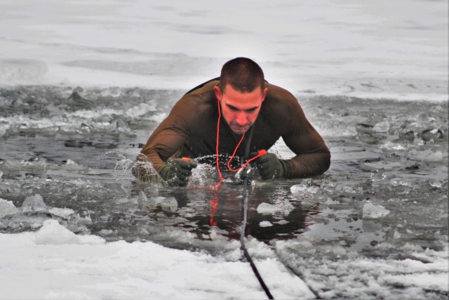 Marines say Fort McCoy an ideal place to hold cold-weather training, course is 'challenging'