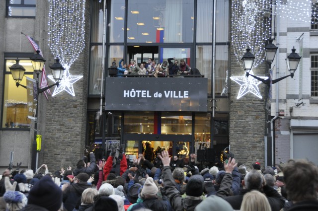 Nut-throwing ceremony in Bastogne