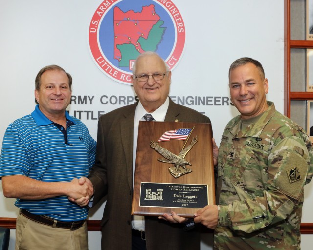 2017 Distinguished Civilian Employee for Little Rock District USACE.