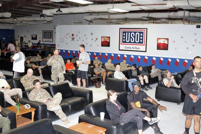Remodeled USO opens in Kuwait