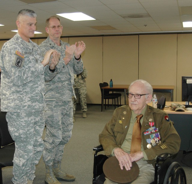 Vet, 92, receives WWII recognition 70 years after the fact
