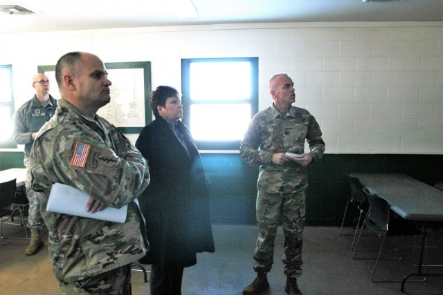 IMCOM-Readiness director learns about Operation Cold Steel II during Fort McCoy visit