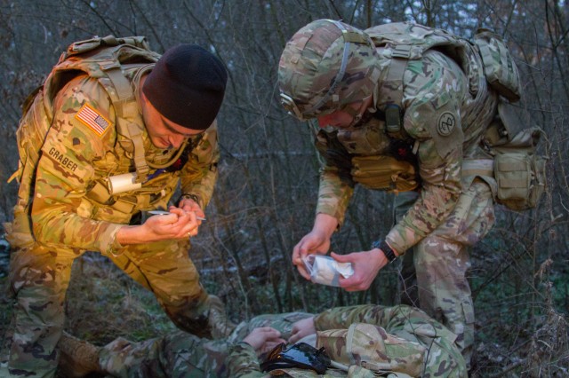 New York Army National Guard Soldiers deployed to Ukraine conduct MASCAL exercise