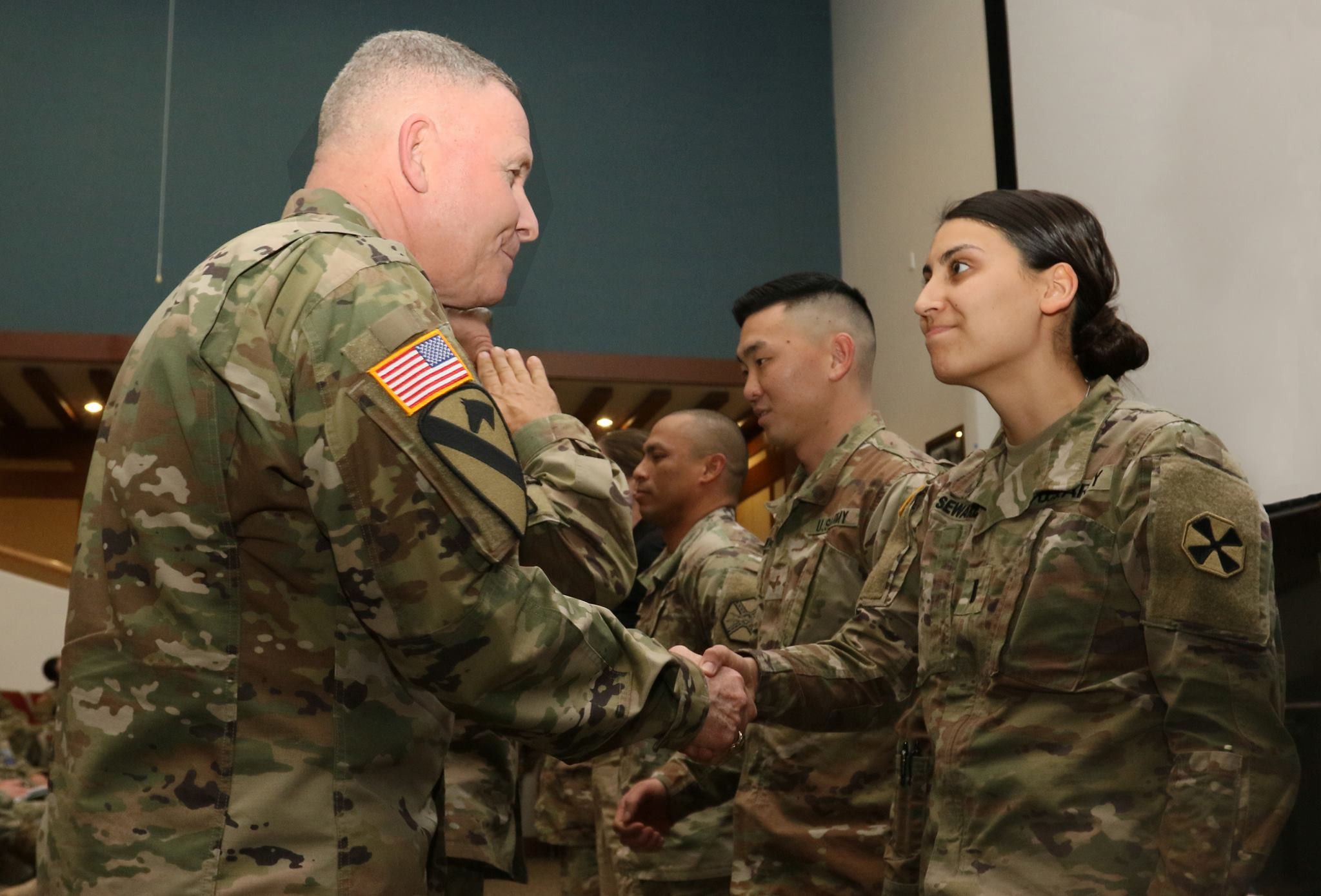 Eighth Army Coin Ceremony | Article | The United States Army