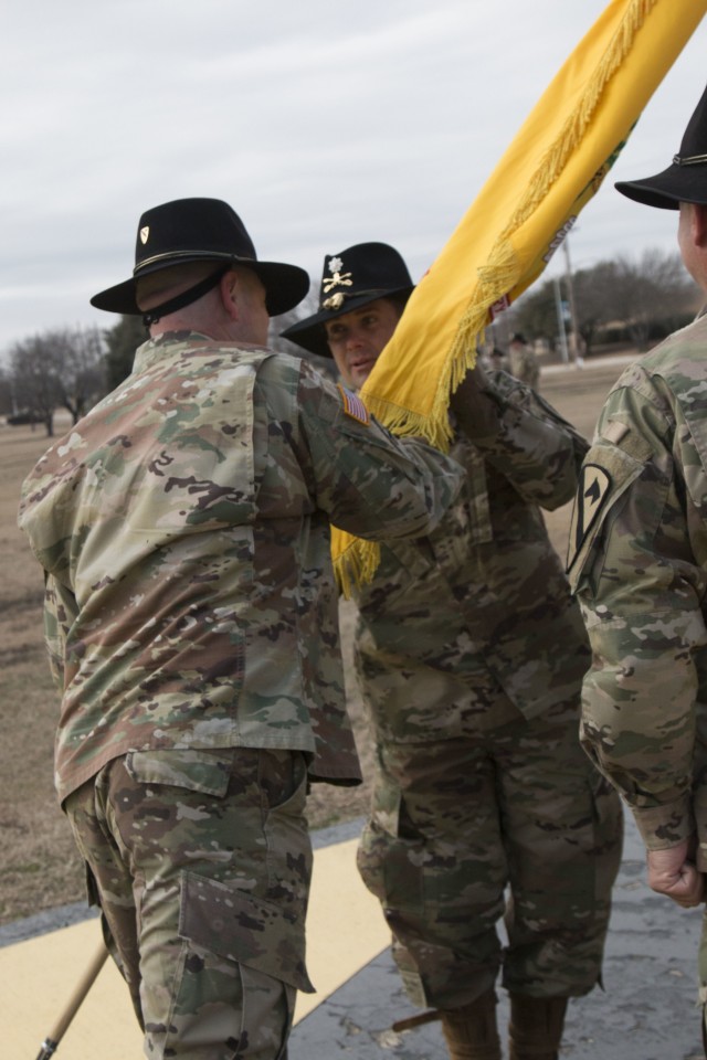 3-8 Cav changes command