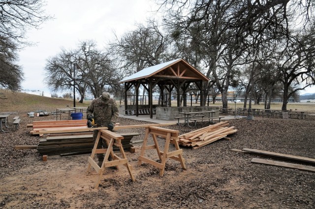 415th Engineer Facility Detachment Soldier at Fort Hunter Liggett