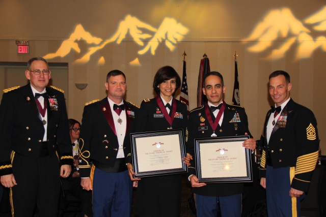 Leaders awarded O2M3