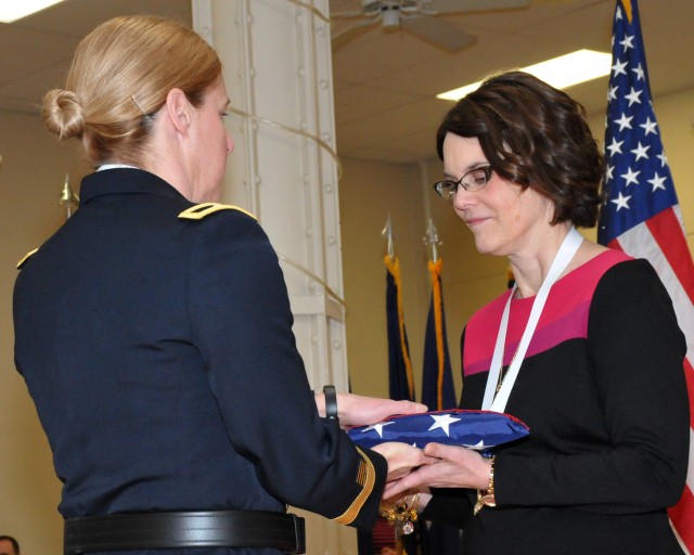 Senior Executive Service leader retires following dedicated DoD career