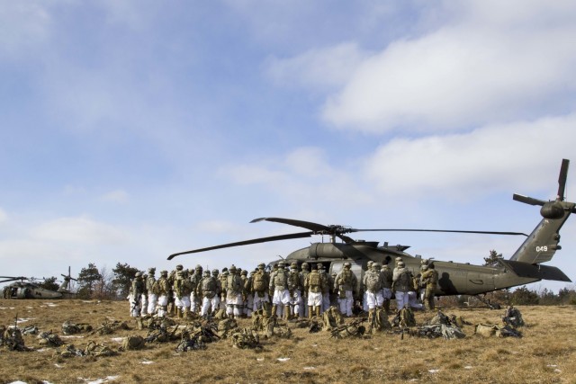 10th Mountain Division brings lethality to the sky in air assault training