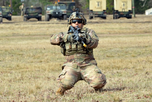 Soldiers practice infantry battle drills