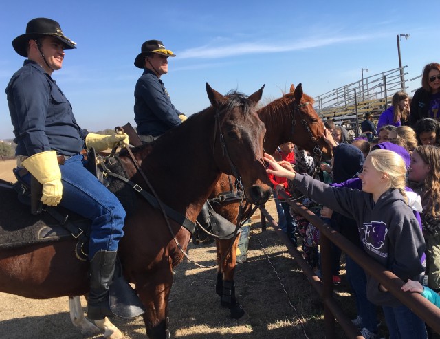 1st Cav, operational testers, host Florence, Texas Elementary School students at Horse Platoon