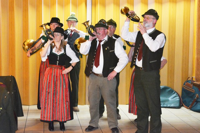 Ansbach German Hunting Club Welcomes New Members