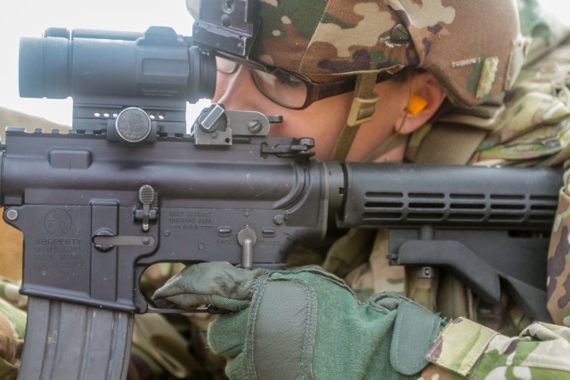 Deploying couple celebrates Valentine's Day together