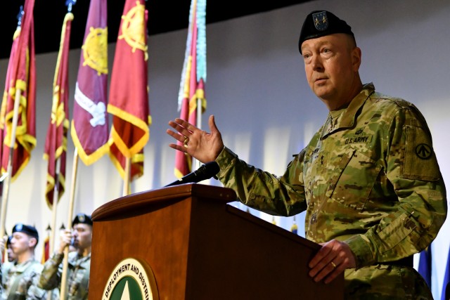 Maj. Gen. Farmen takes command