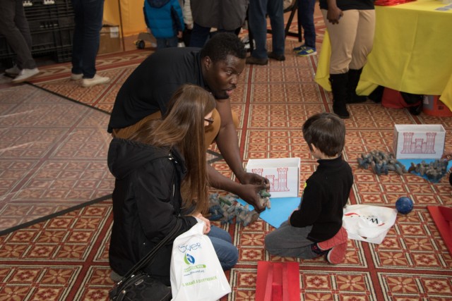 USACE kicks off Engineer Week activities at Discover Engineering Family Day