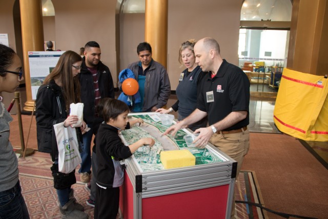 USACE kicks off Engineer Week activities at Discover Engineering Family Day