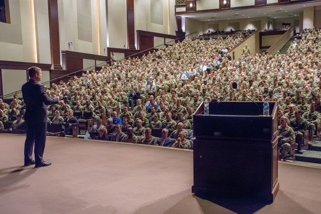 Under Secretary of the Army Addresses CGSC Students 1