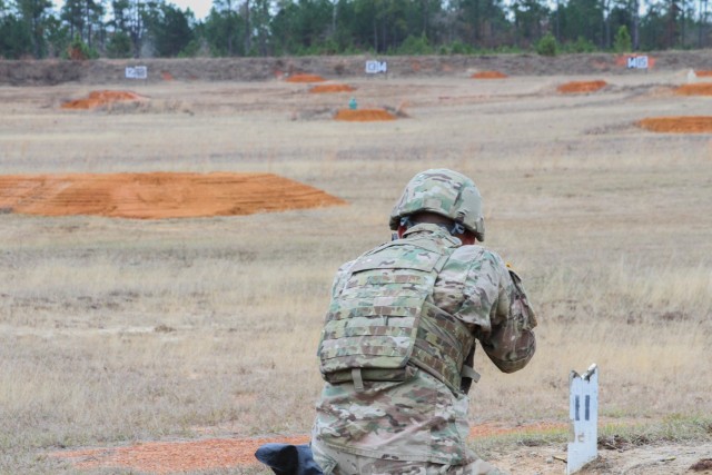 Lion Brigade Soldiers Teach Weapon Proficiency