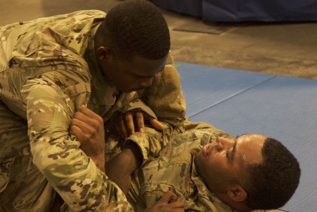 3rd Infantry Division combatives team trains for 2018 invitational