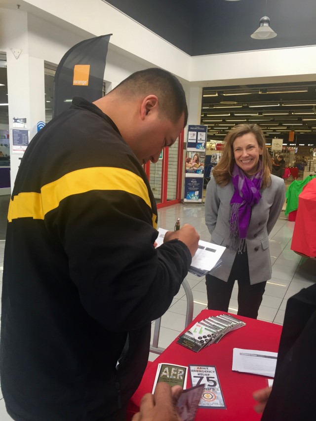 Benelux community participates in Military Saves Week by taking pledge