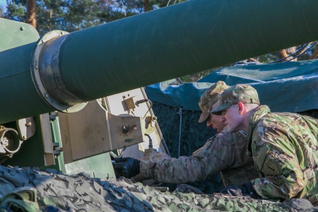 1-7th FA 'Lightning' Battalion Trains Leaders
