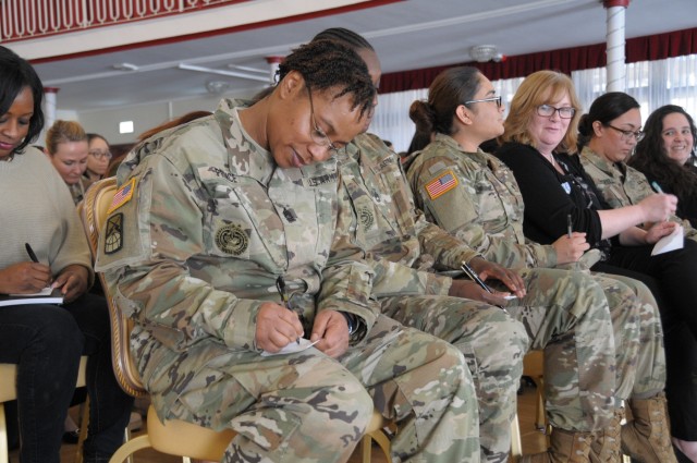 Sisters-in-Arms supporting female members of the Kaiserslautern Military Community