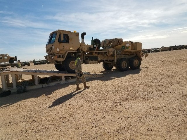 35th Theater Tactical Signal Brigade Soldiers deploy in support of Roving Sands