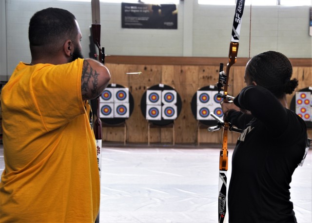 Soldiers, veterans on target at 2018 Army Trials archery competition