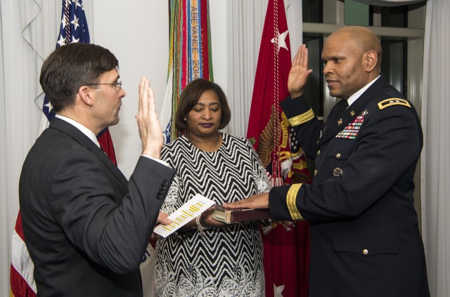 Army swears in, promotes new inspector general