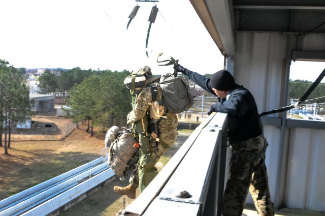 Panther Brigade Trains to Jump with Stinger Missiles