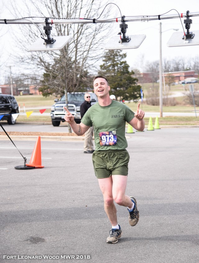 Runners turn out for 'Clover Dash'