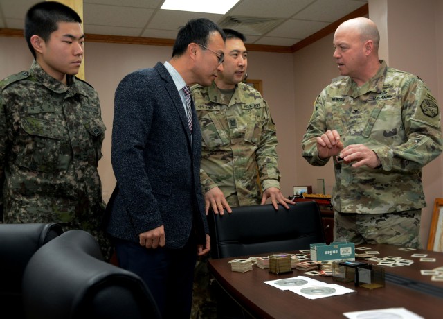 Korean War photos shot by 8th Army noncom being donated to Korean army