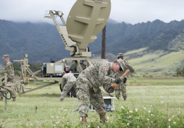 Hawaii brigade puts lighter WIN-T system through its paces