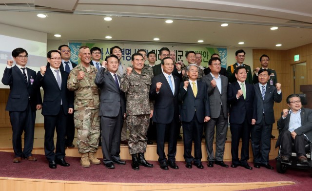 BG Andrew J. Juknelis attends the 2018 National Assembly Policy Panel Discussion