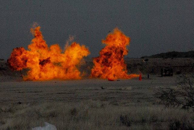 20th CBRNE EOD teams render safe IEDs at Raven's Challenge