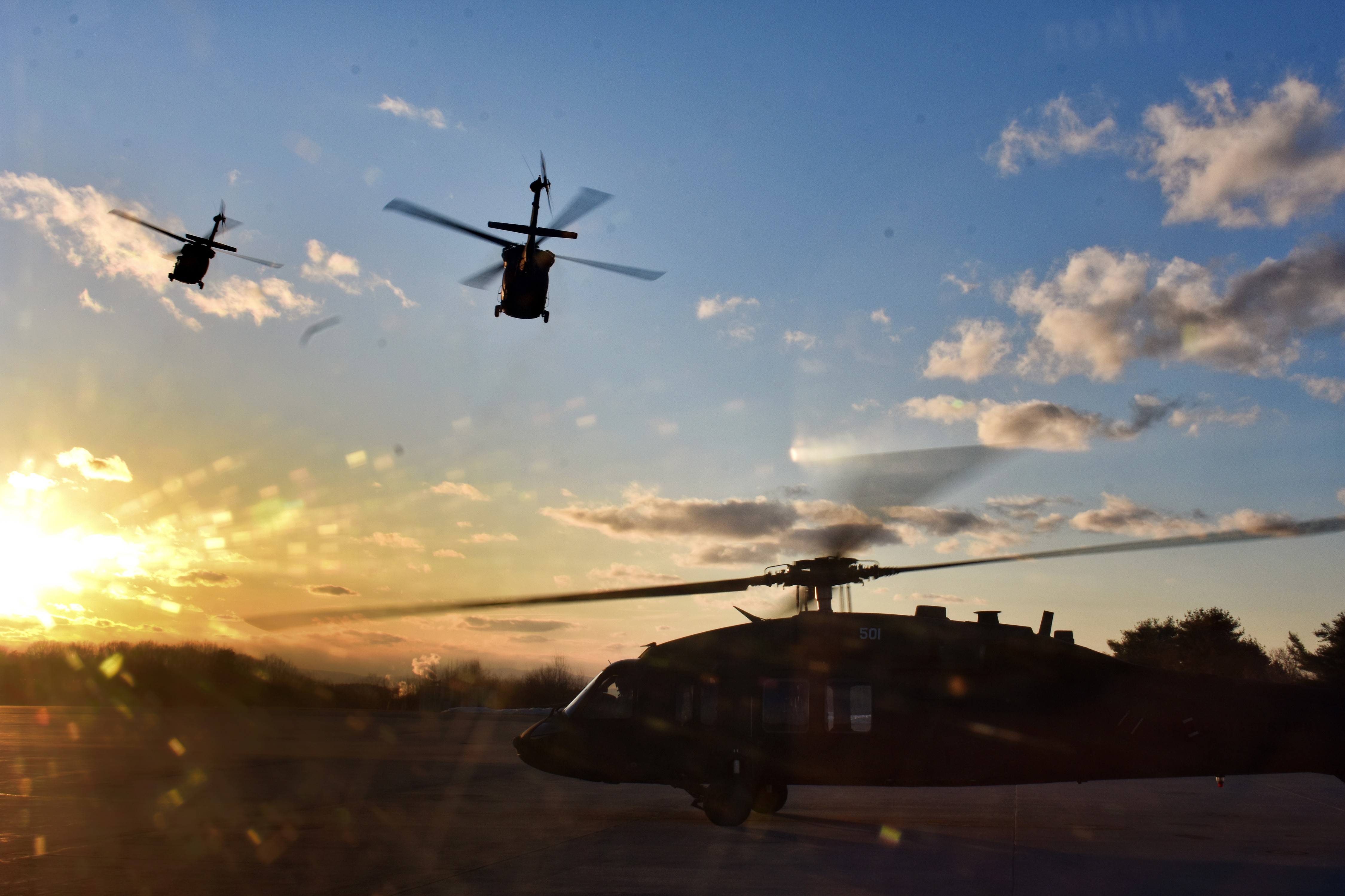 NY Army National Guard Aviators give a lift to Albany-area ROTC Cadets ...